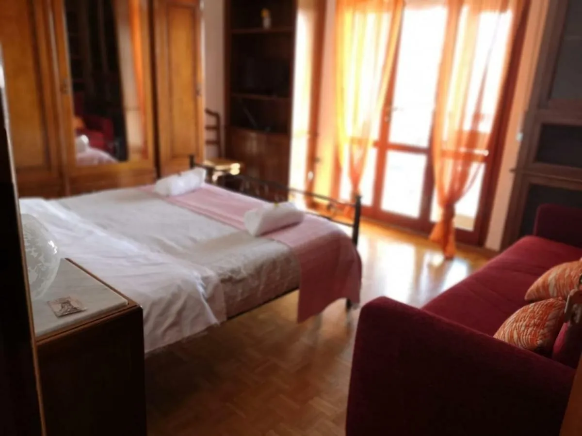B&B Colombo Pisa Bed & Breakfast