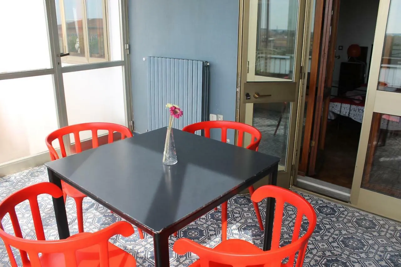 B&B Colombo Pisa Bed & Breakfast
